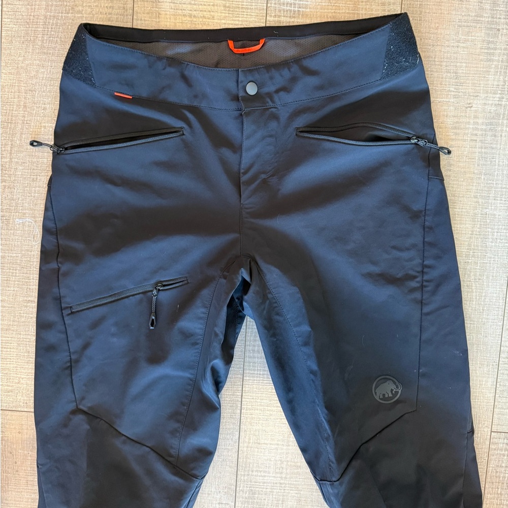 Mammut lightweight snow pants Men’s 32 Long